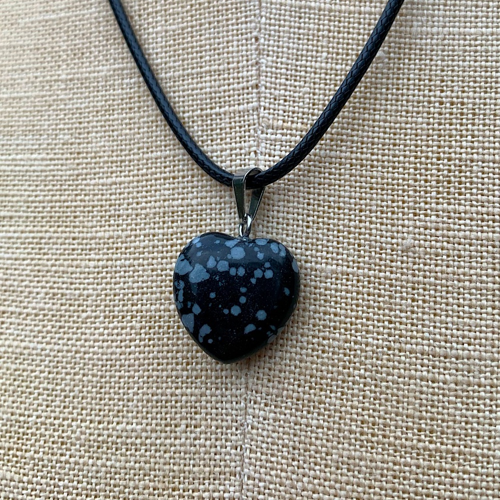 Handmade Heart Speckled Stone Amulet Necklace